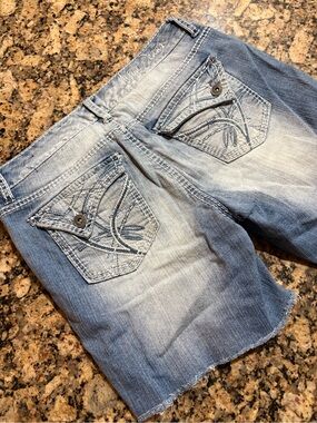 Women’s Light Blue Washed Denim Jean Shorts with Embroidered Back Pockets
